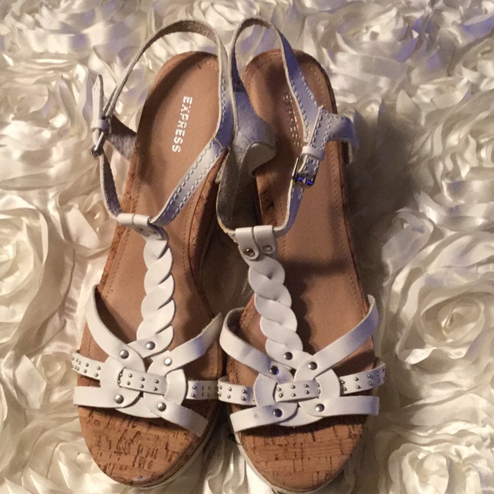 Express cork wrap wedge
